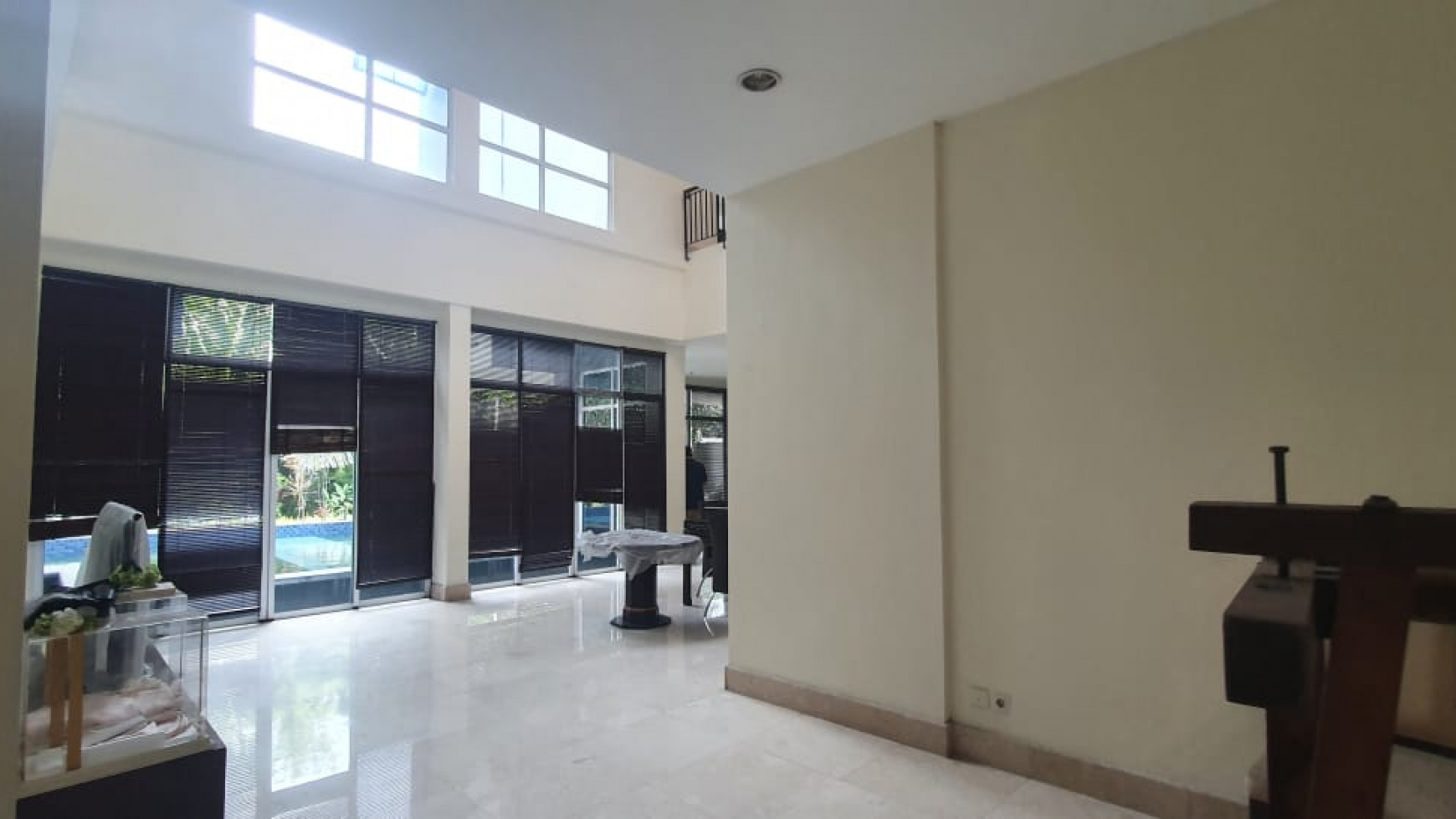 Dijual Rumah  2lantai area Darmawangsa Kebayoran baru dengan fasilitas apartment