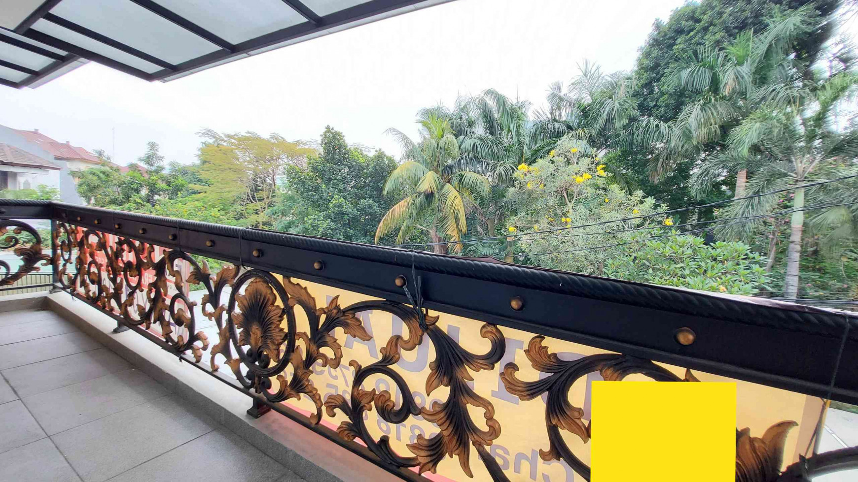 BRAND NEW HOUSE DI TAMAN MERUYA  ILIR, JAKARTA BARAT, HANYA 2 KM KE AKSES TOL