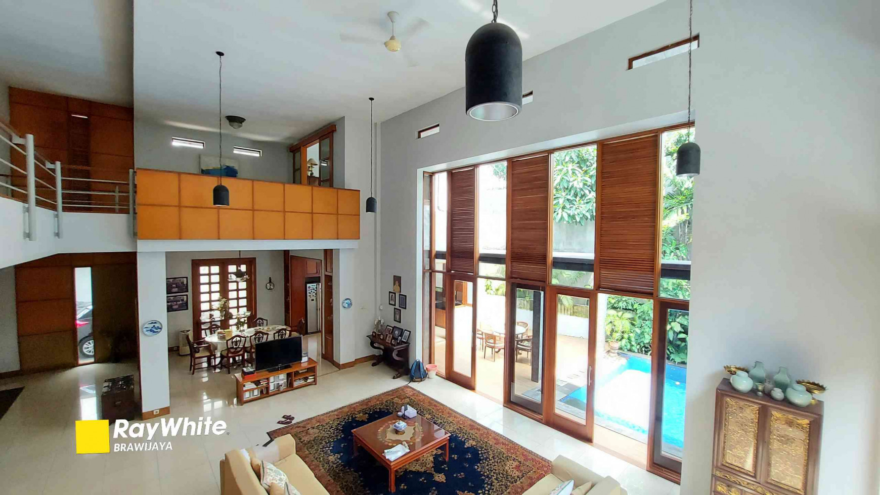 DIJUAL RUMAH DI CIPETE UTARA, KEBAYORAN BARU, DALAM KOMPLEKS, SIAP HUNI, PRIVATE POOL