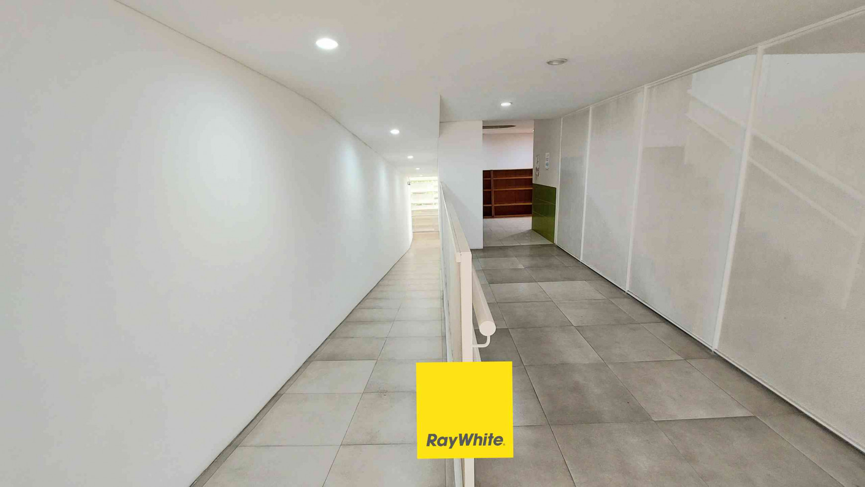 DIJUAL MINI BUILDING DI CIPETE, JAKARTA SELATAN, SIAP HUNI, BANGUNAN 5 LANTAI, LOKASI STRATEGIS