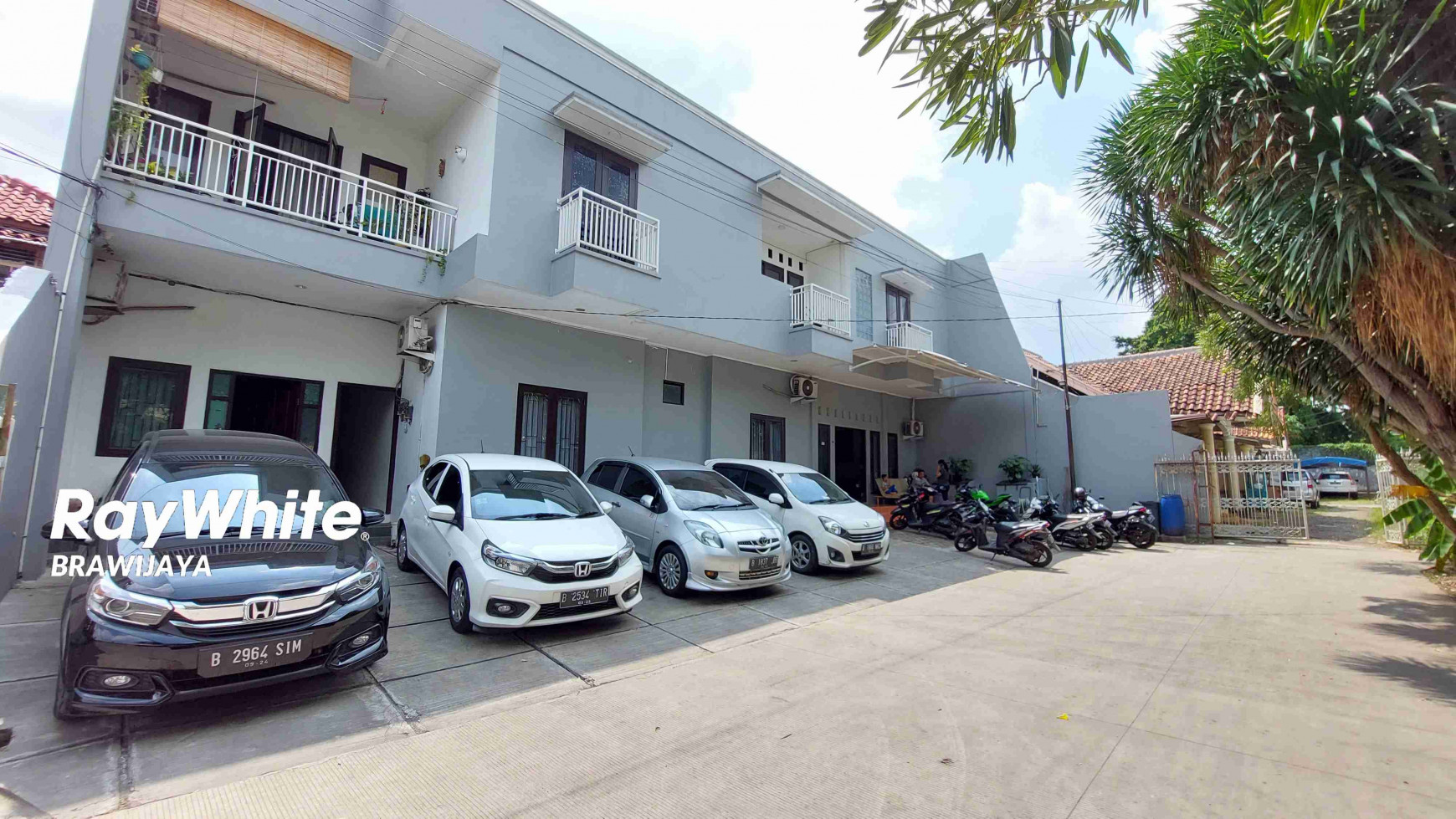 RUMAH KOS DI GANDARIA, CILANDAK, HANYA 1 KM KE MRT CIPETE, 21 KAMAR KOS