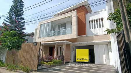 For Sale Rumah modern minimalist dengan jacuzzi area elite jakarta selatan