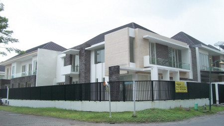 Rumah Baru Gress di Citraland Bukit Golf Surabaya, Minimalis, Lingkungan Elite, Siap Huni