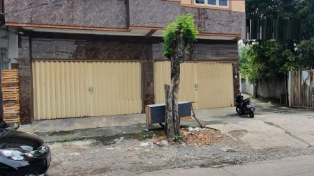 Ruko di Jalan Raya Kalijudan, Surabaya