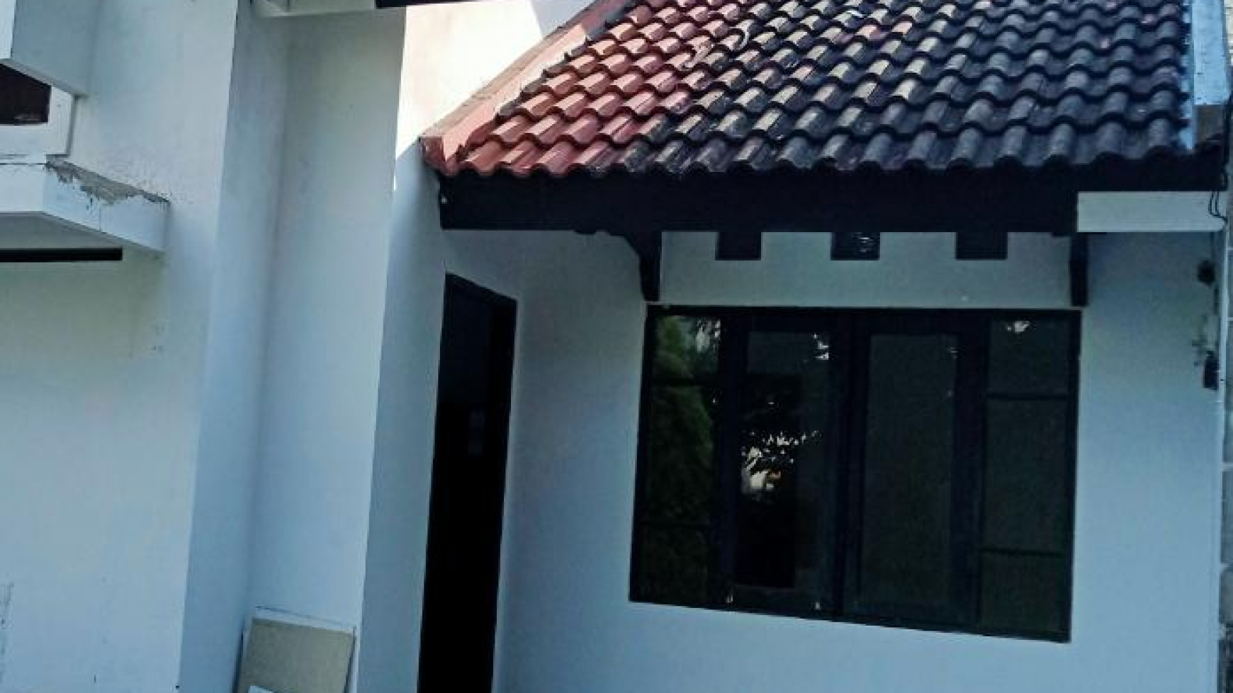 Disewakan Rumah MURAH Minimalis Dengan Kondisi Apa Adanya @Graha Bintaro