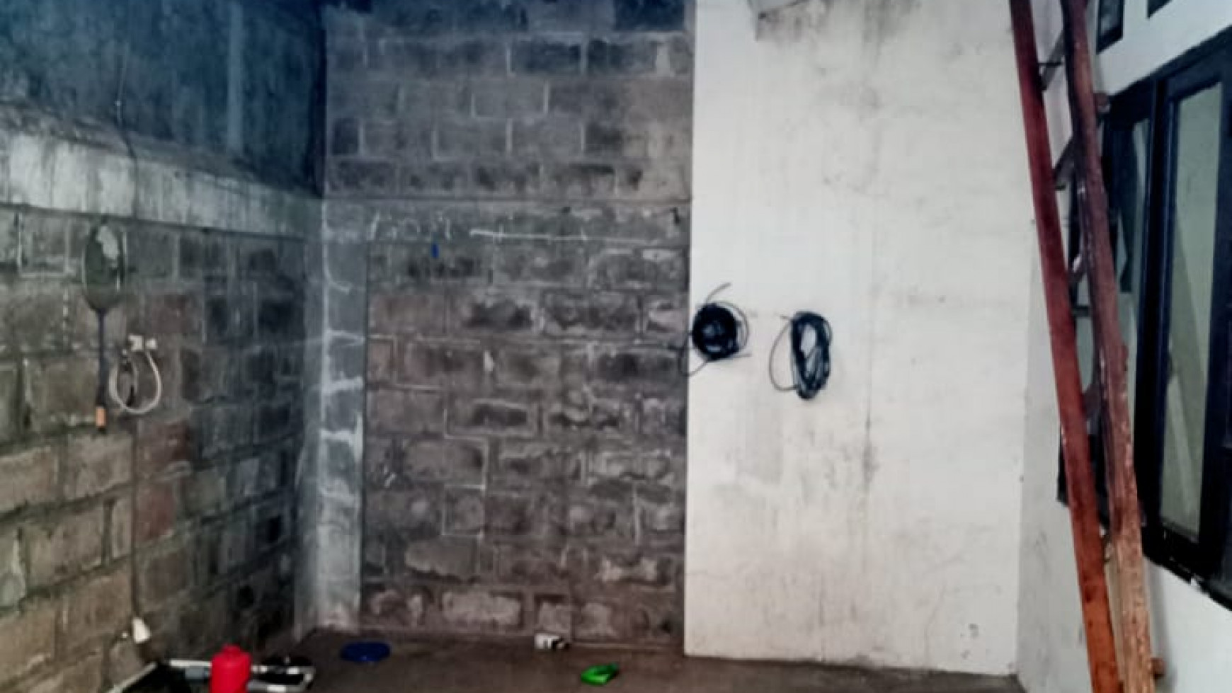 Disewakan Rumah MURAH Minimalis Dengan Kondisi Apa Adanya @Graha Bintaro