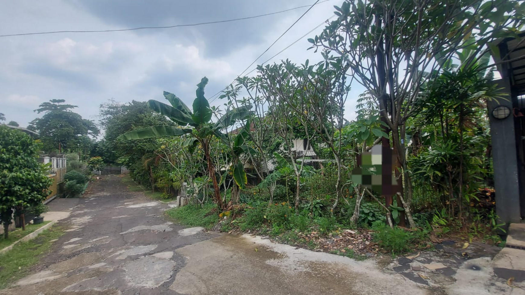 Cinere Mega cinere tanah kavling luas 476 dimensi 12x39 blakang informa