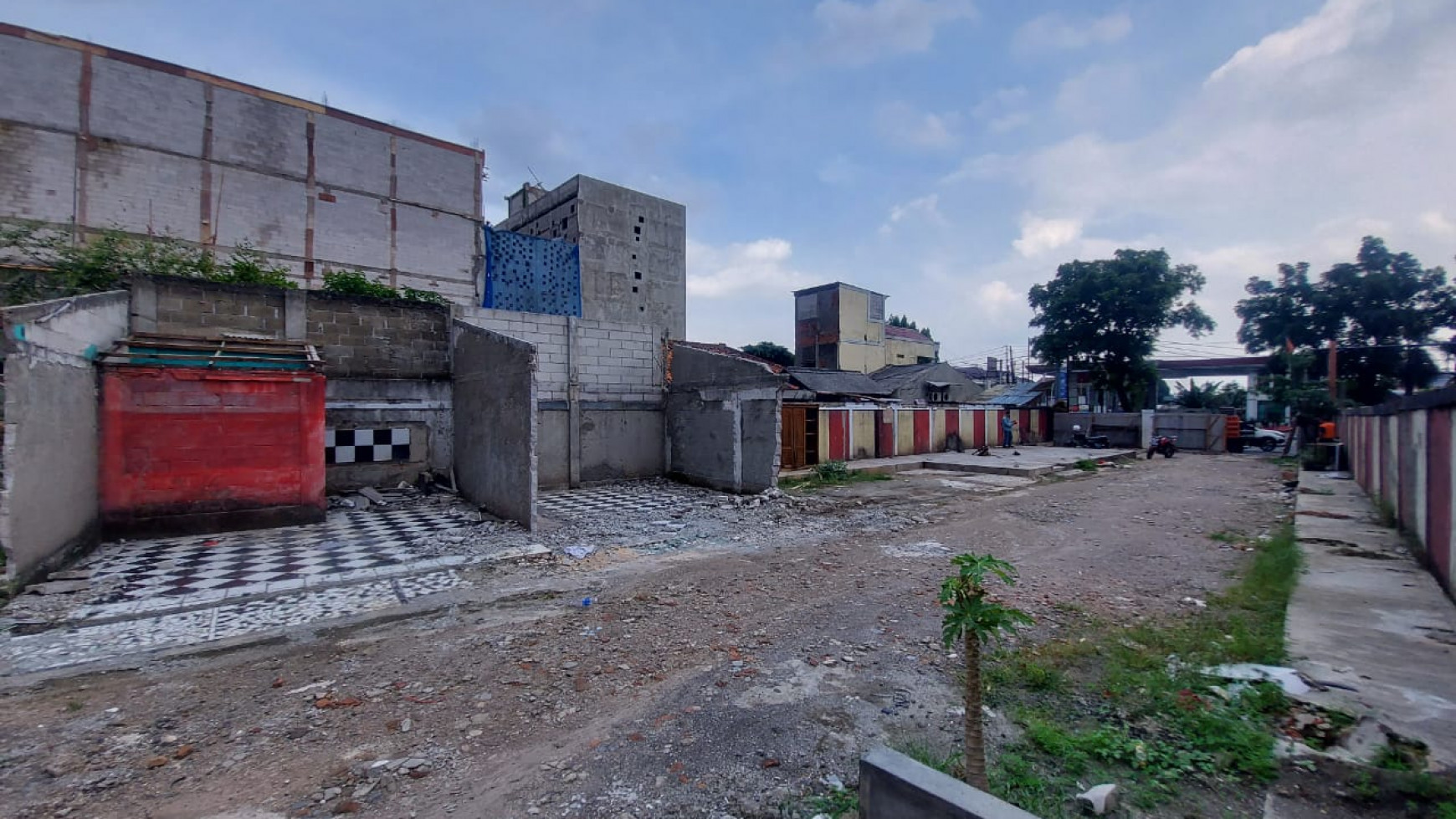 Kahfi 1 raya luas 1004 shm dekat tol brigif