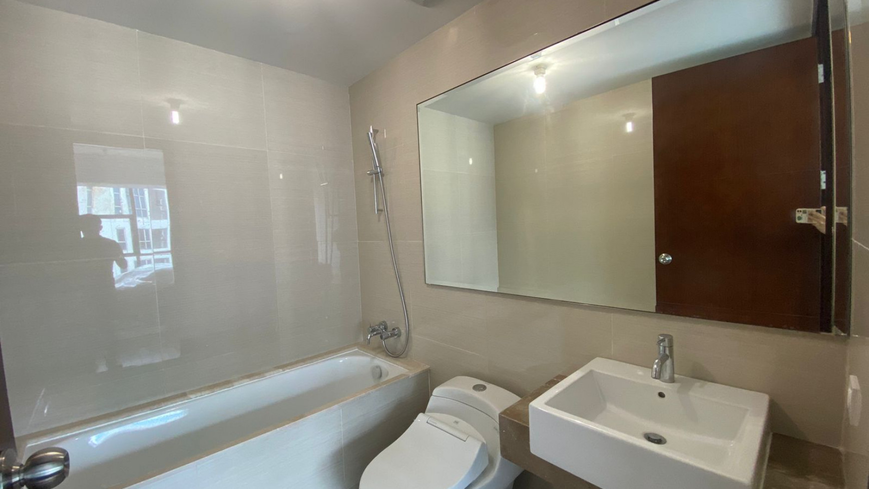 Dijual Apartemen Casa Grande Residence