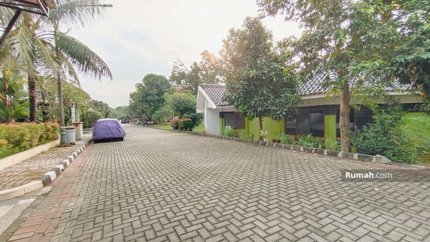 Rumah MEWAH Siap Huni dalam Cluster dan Hunian Asri @Sawah Baru, Ciputat