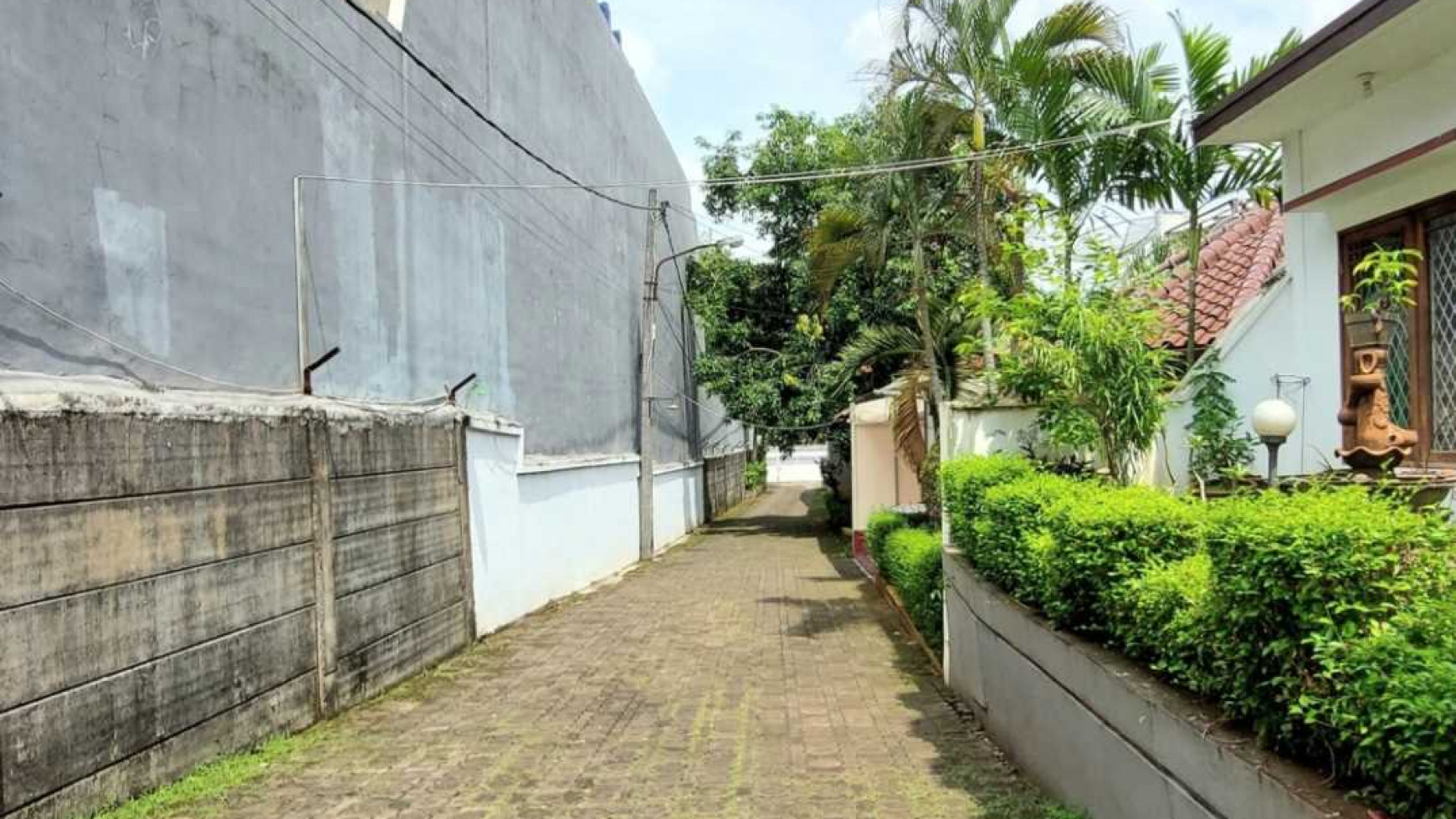 TOWNHOUSE DI RAGUNAN, JAKSEL, DALAM CLUSTER, AKSES JALAN 2 ARAH, DEKAT TOL JORR