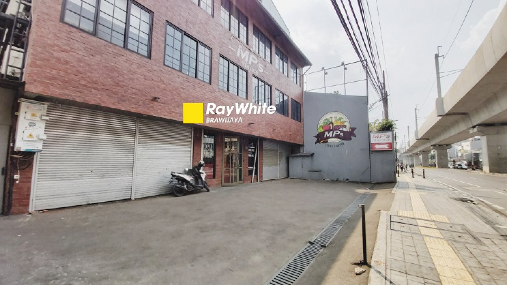 Bangunan Ex Resto di Jalan Fatmawati, Kebayoran Baru, Di Bawah Harga NJOP, Siap Operasional, SHM