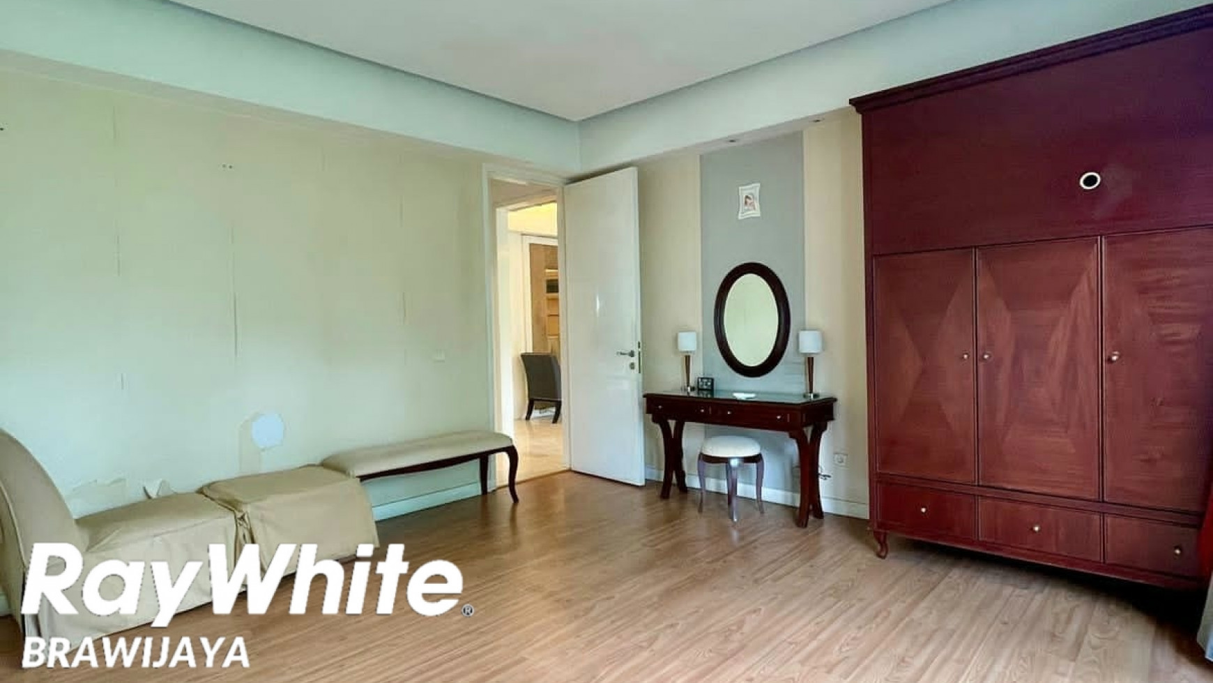 BEST DEAL. DIJUAL APARTEMEN DI DAKSA RESIDENCE, KEBAYORAN BARU, DEKAT SCBD