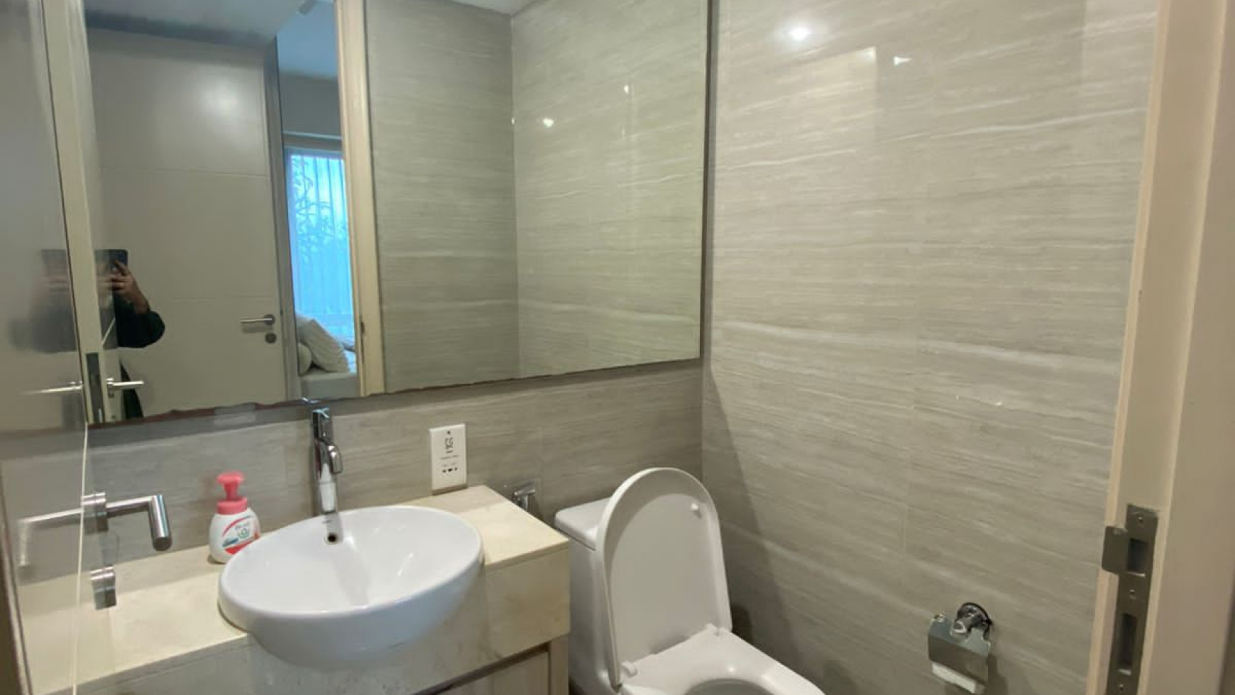 Dijual Apartemen La Ritz Pakuwon Indah Full Furnished 