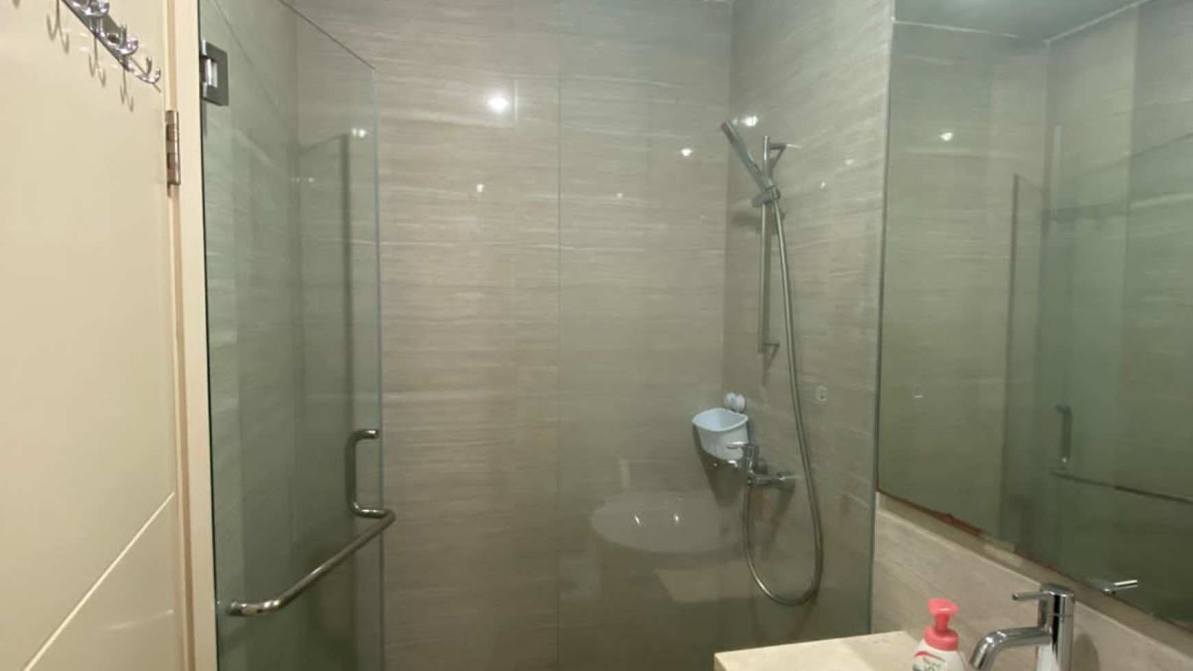 Dijual Apartemen La Ritz Pakuwon Indah Full Furnished 