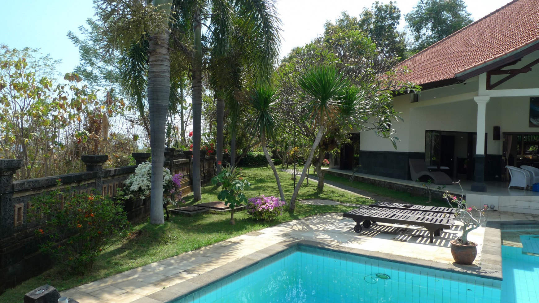 large villa near lovina in a very quiet area with a beautiful view