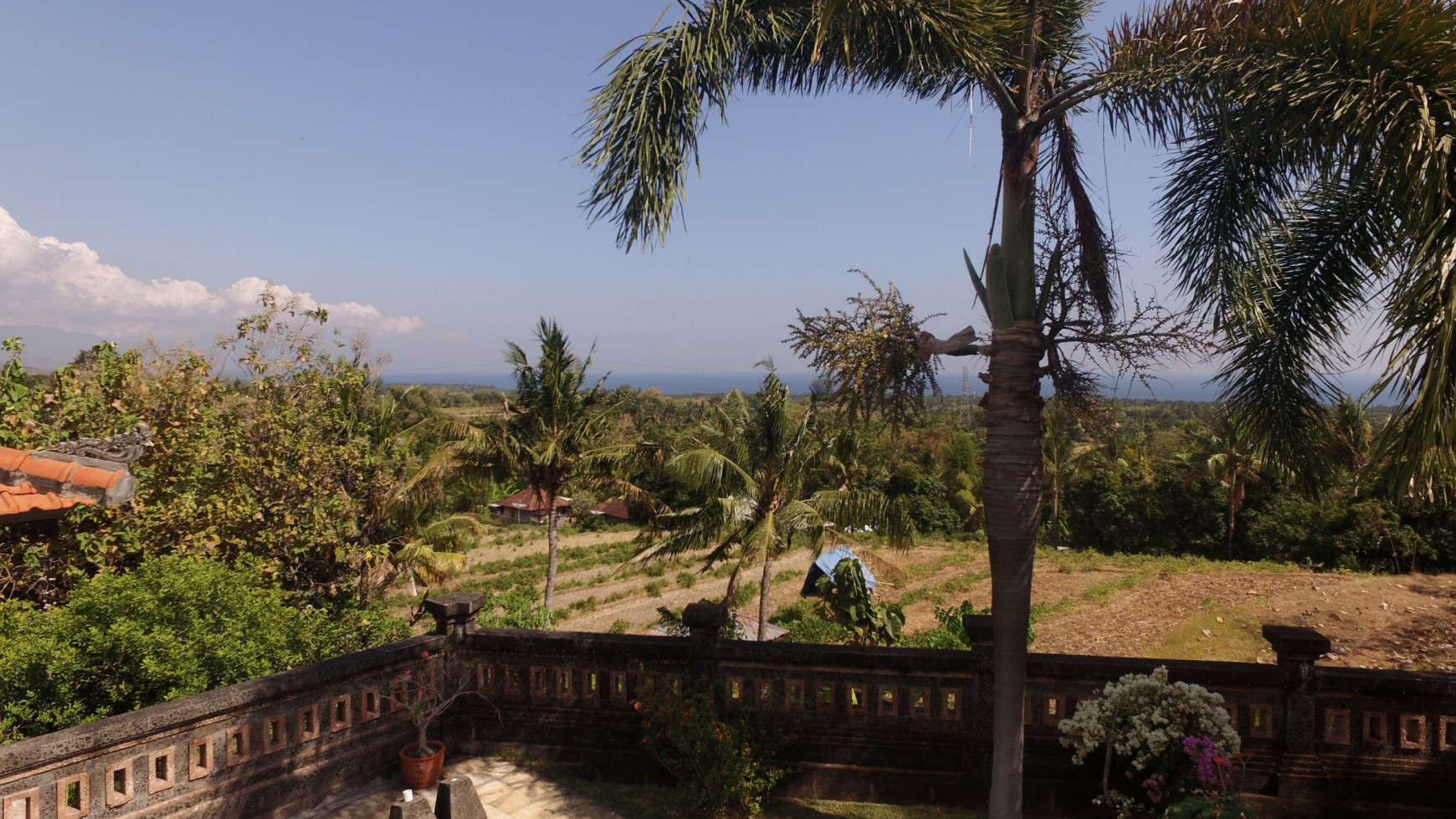 large villa near lovina in a very quiet area with a beautiful view