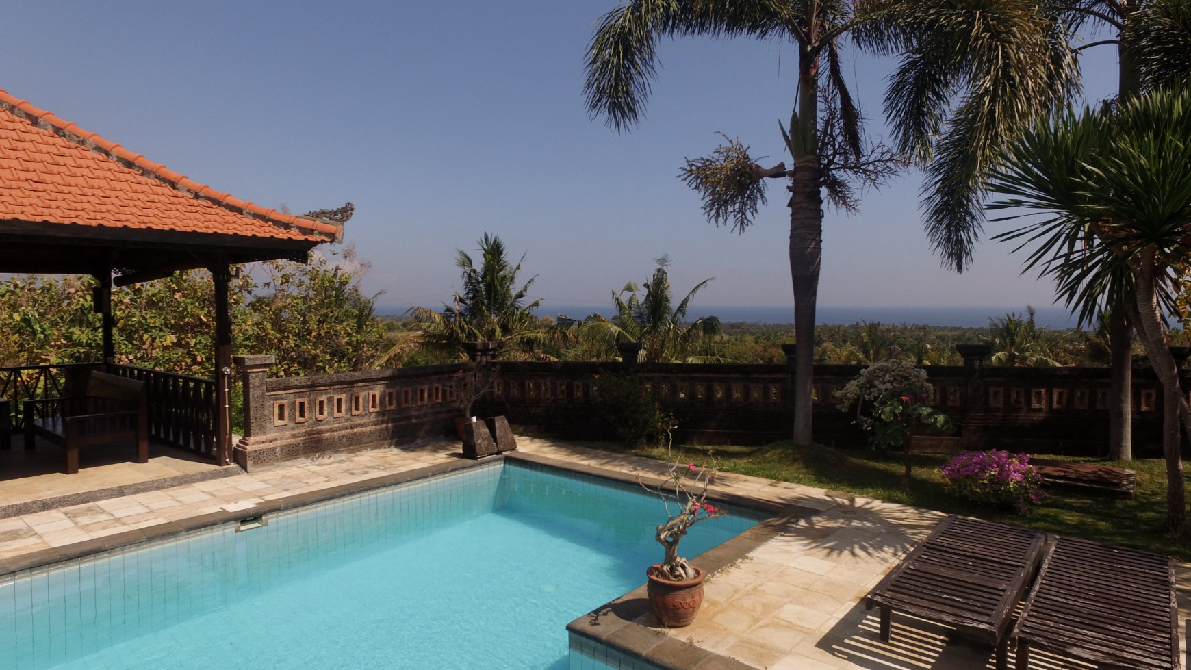 large villa near lovina in a very quiet area with a beautiful view