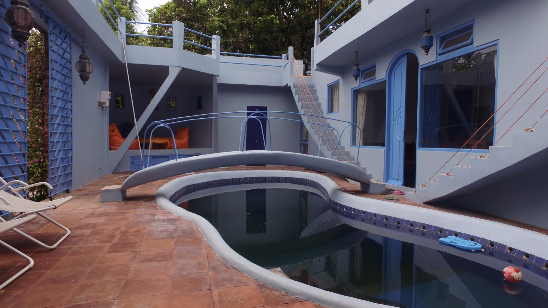 Unique villa for rent 5 minutes to the beach and 5 minutes to central Lovina