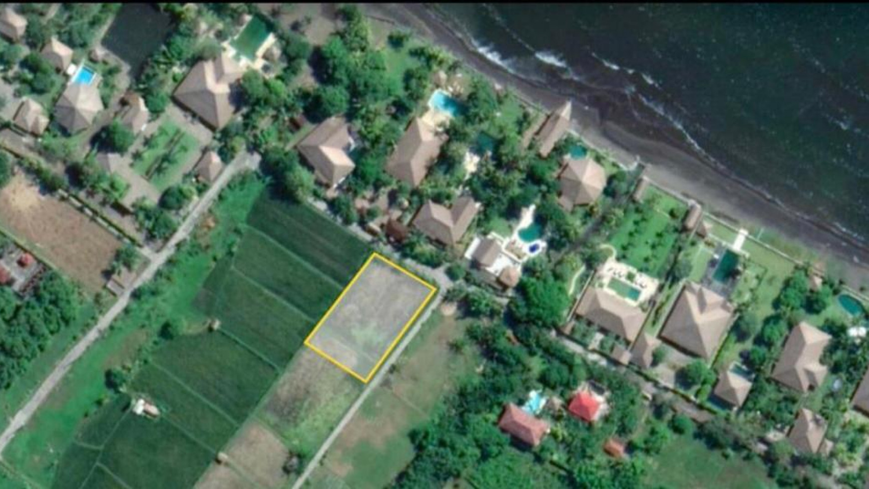 1 min to the beach, land for sale in Lovina