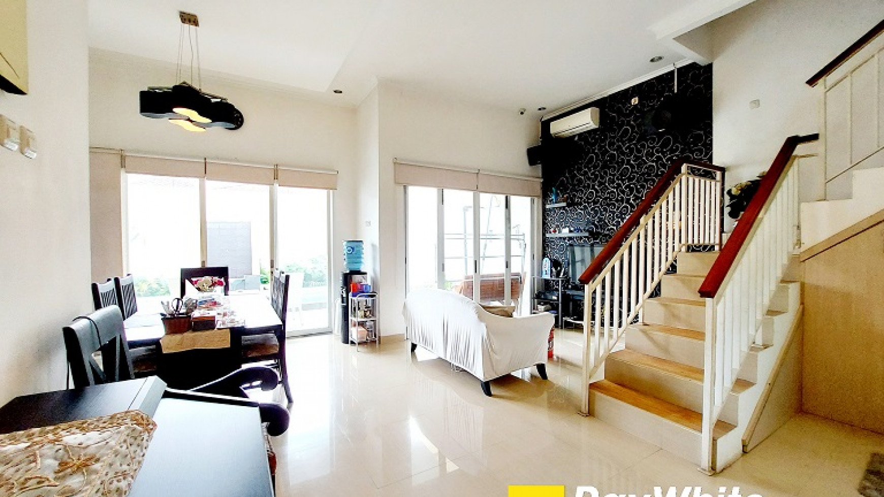 Rumah di Pangkalan Jati 2, Depok, Dalam Kompleks, Siap Huni, Bebas Banjir, 4 Bedroom