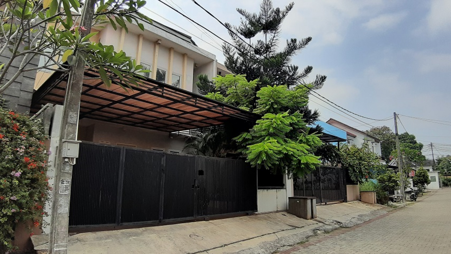 Rumah di Pangkalan Jati 2, Depok, Dalam Kompleks, Siap Huni, Bebas Banjir, 4 Bedroom
