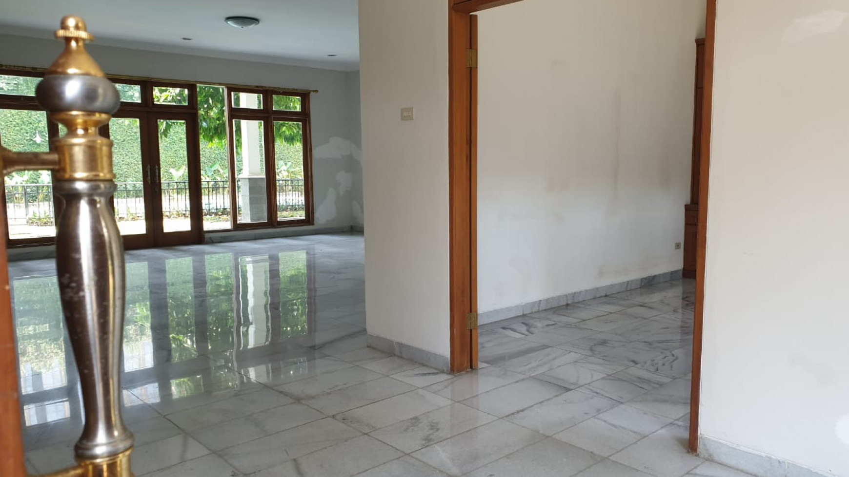 Dijual Rumah Bagus Siap Huni Area Cilandak