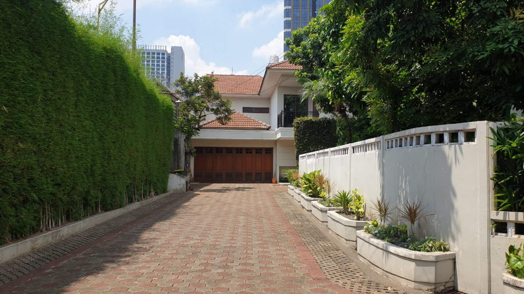 Dijual Rumah Bagus Siap Huni Area Cilandak