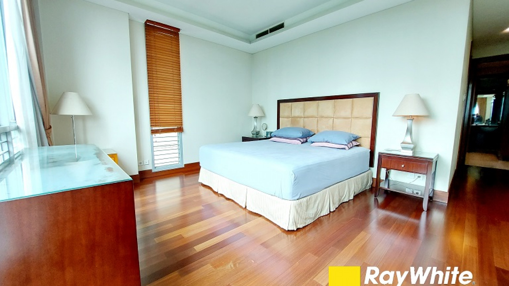 APARTEMEN DI SENAYAN CITY RESIDENCE, JAKARTA PUSAT, LOWER FLOOR, SENAYAN GOLF VIEW