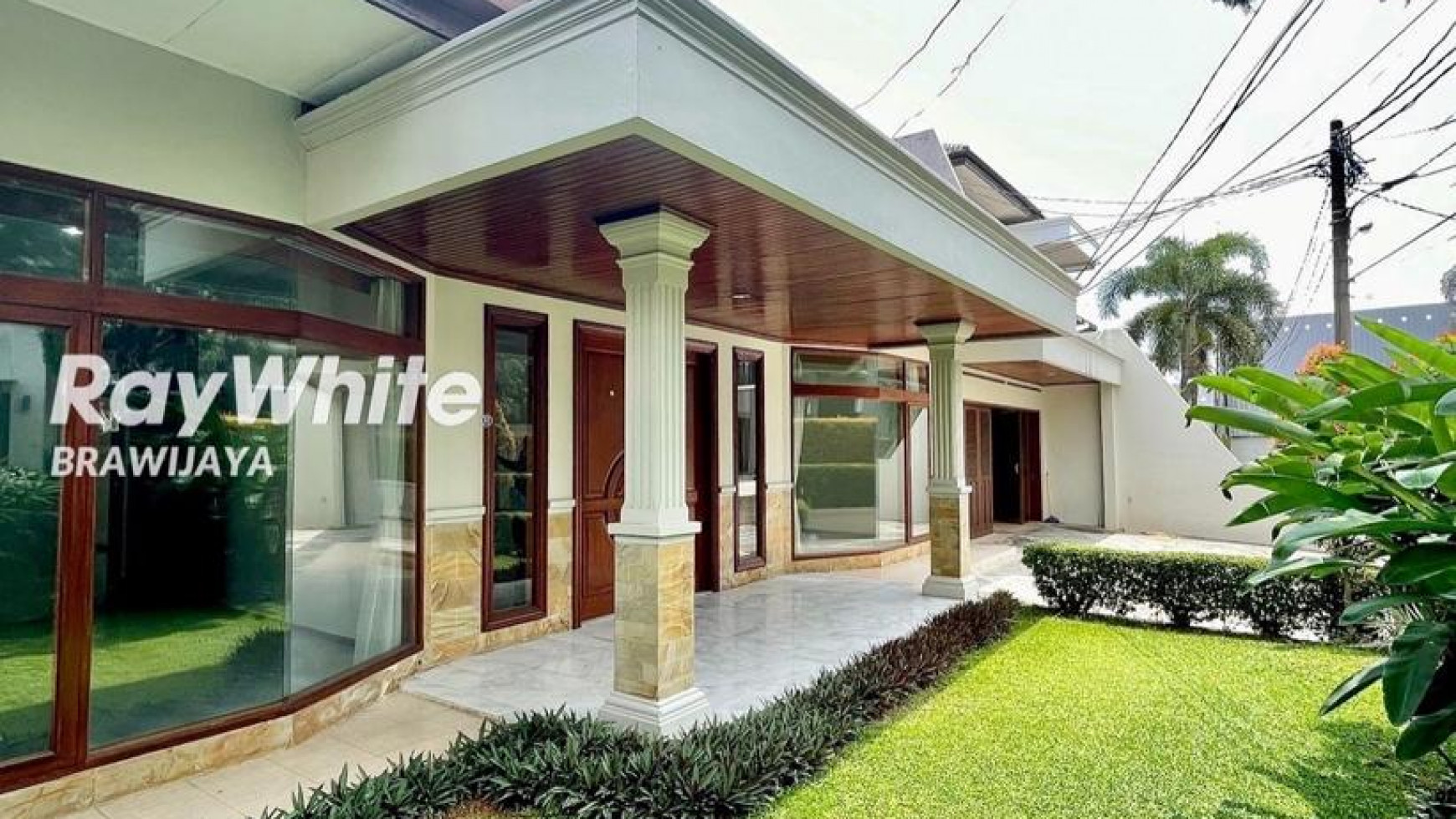 RUMAH DI CIPETE, DALAM KOMPLEKS, RUMAH 1 LANTAI, SELANGKAH KE MRT CIPETE