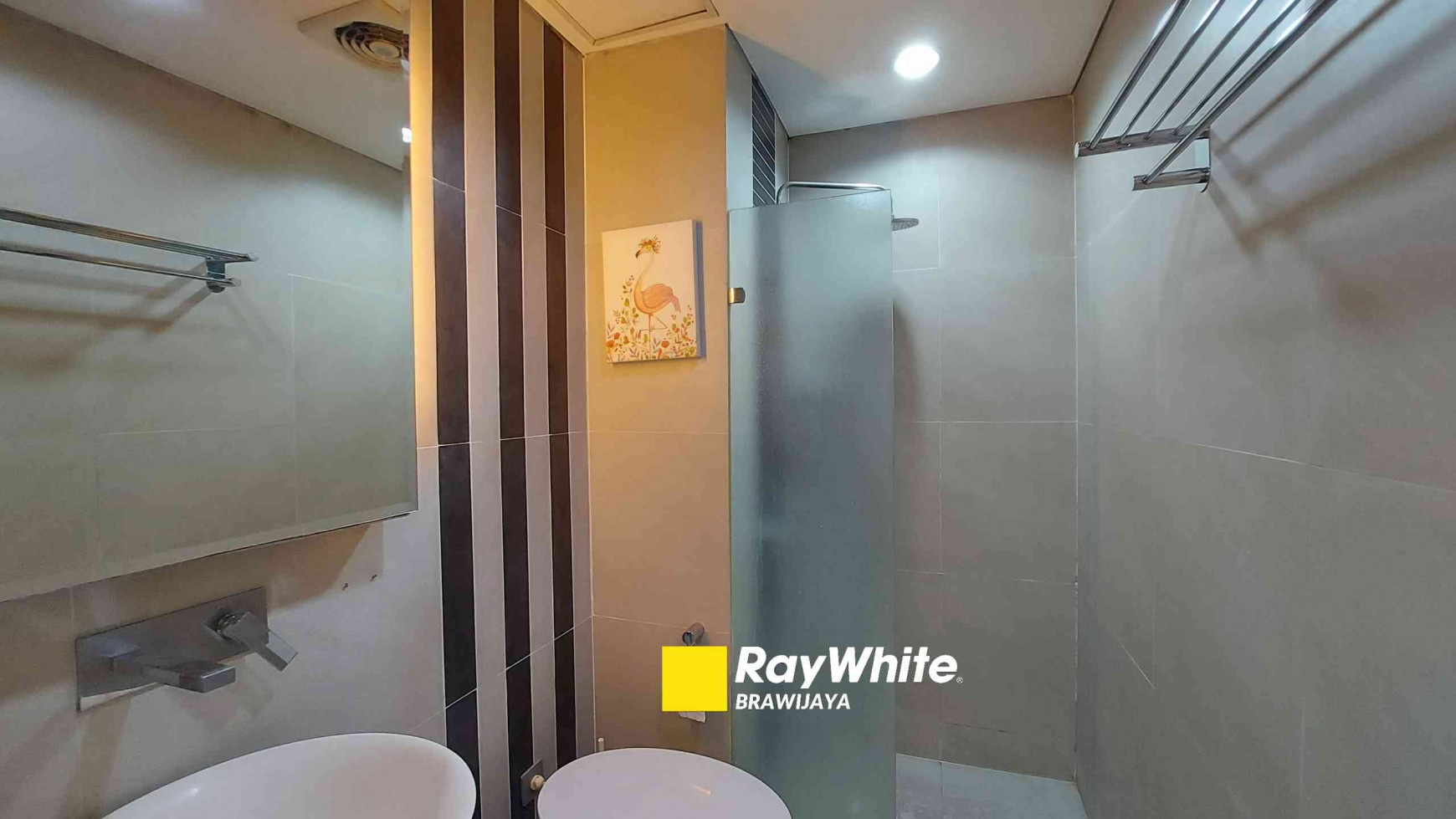 DISEWAKAN APARTEMEN DI TOWER TIFFANY, KEMANG VILLAGE, LANTAI 8, FURNISHED, CITY VIEW, 2+1 BEDROOMS