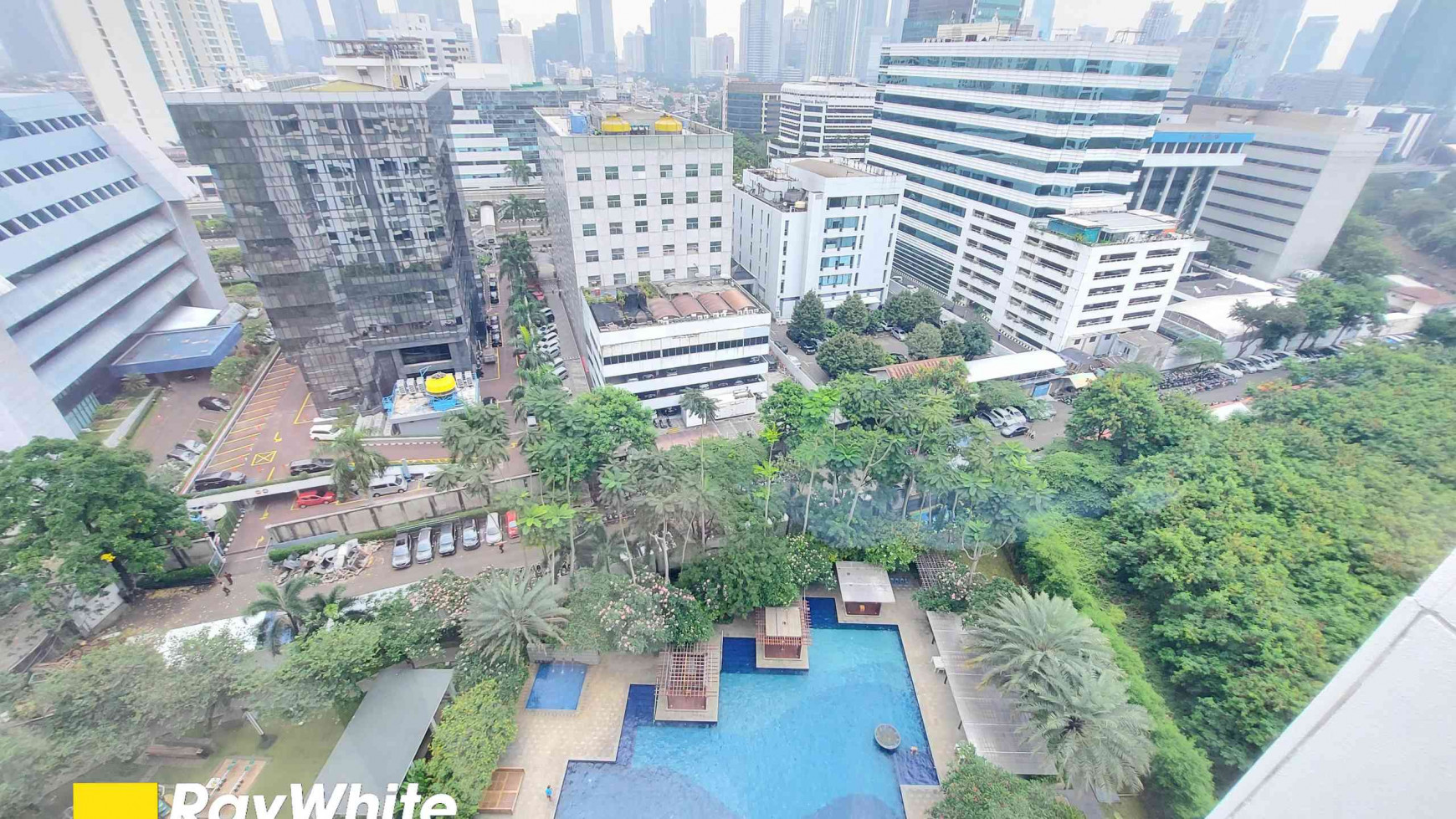 VERDE ONE APARTMENT, SOUTH TOWER, KUNINGAN, JAKSEL, FURNISHED, PRIVATE LIFT, 4 BR