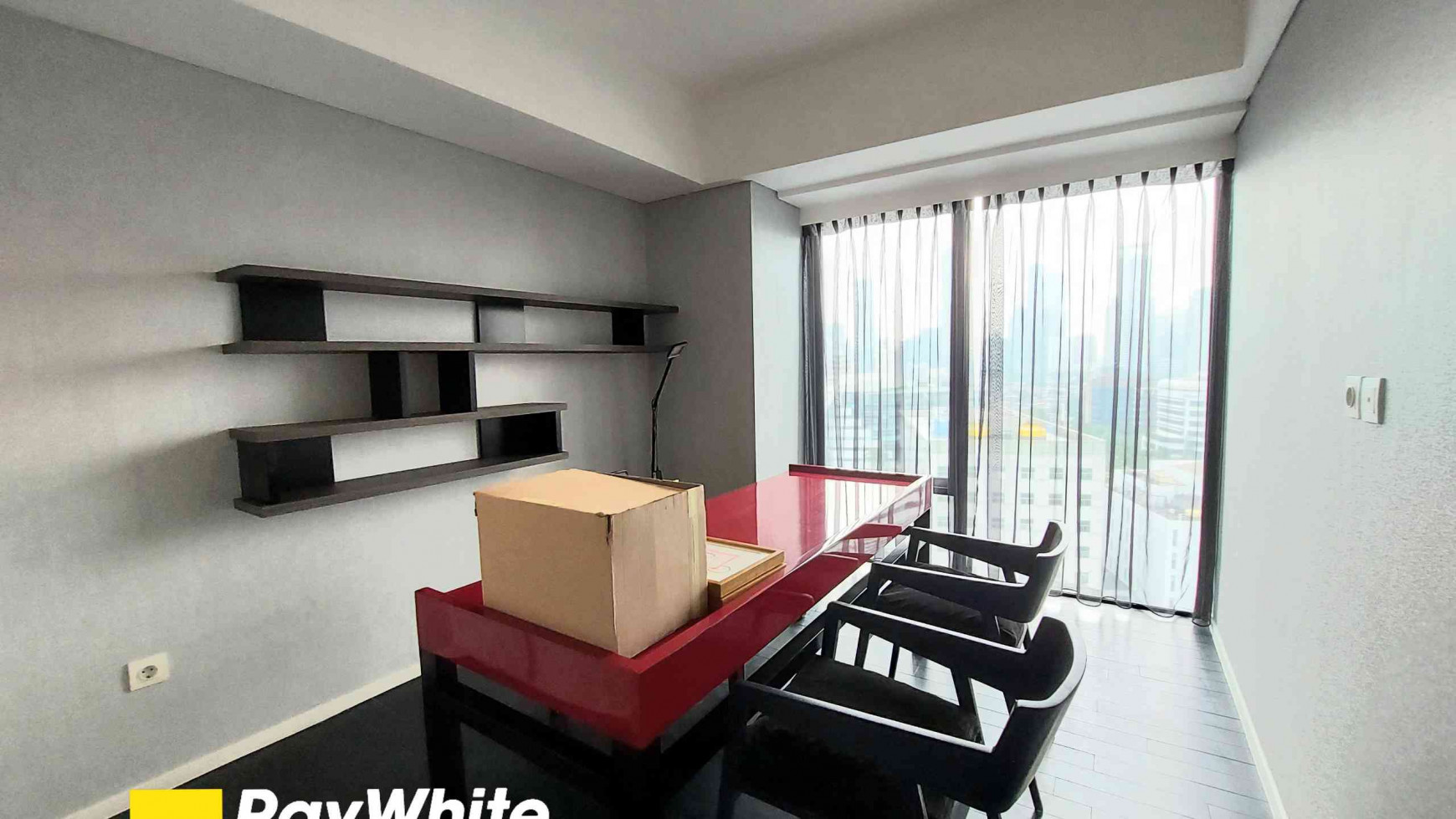 VERDE ONE APARTMENT, NORTH TOWER, KUNINGAN, JAKSEL, FURNISHED, PRIVATE LIFT, 4 BR