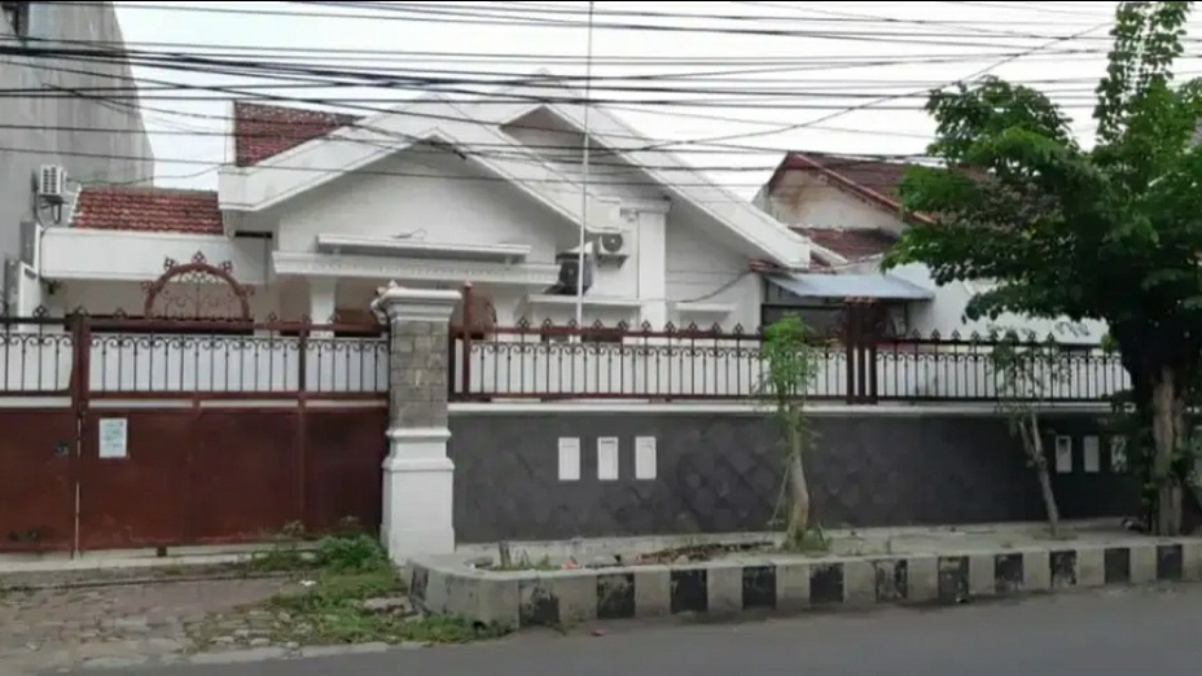 Dijual Rumah Raya Sukomanunggal Jaya - Surabaya - NOL Jalan Raya Kembar - Cocok buat Segala Usaha