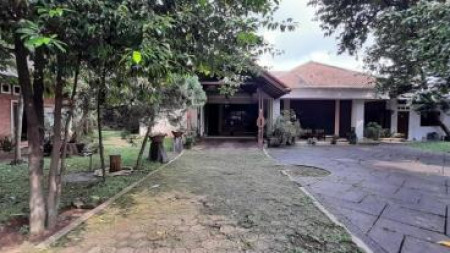 Rumah dijual taman asri dan strategis area dekat apartment pakubuwono terrace