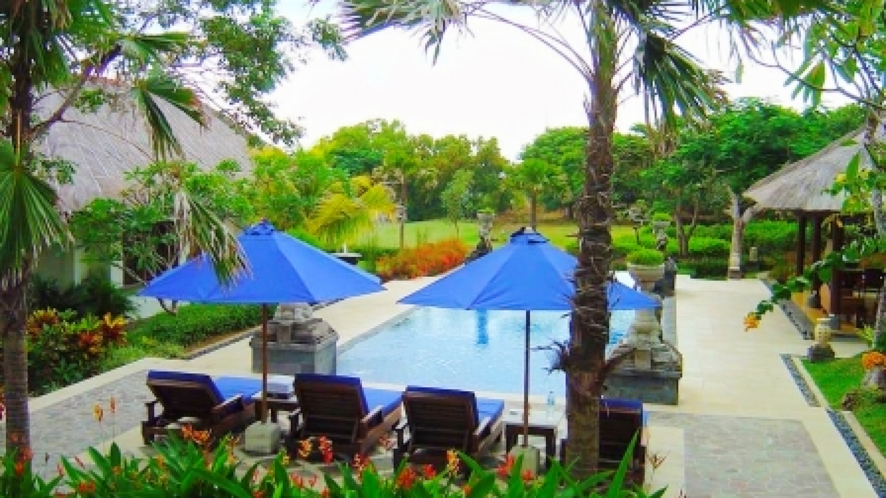 Beautiful and gorgeous villa furnished dijual area nusa dua bali 