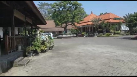 437. Dijual murah Tanah & bangunan di Jl Raya Purwodadi sebelah Kebun Raya Purwodadi
