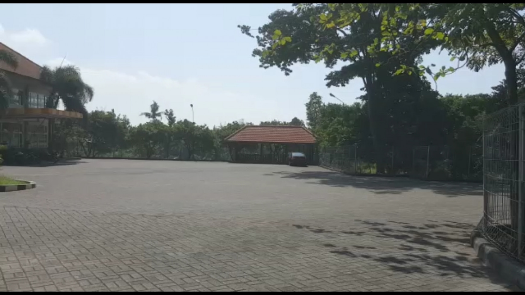 437. Dijual murah Tanah & bangunan di Jl Raya Purwodadi sebelah Kebun Raya Purwodadi