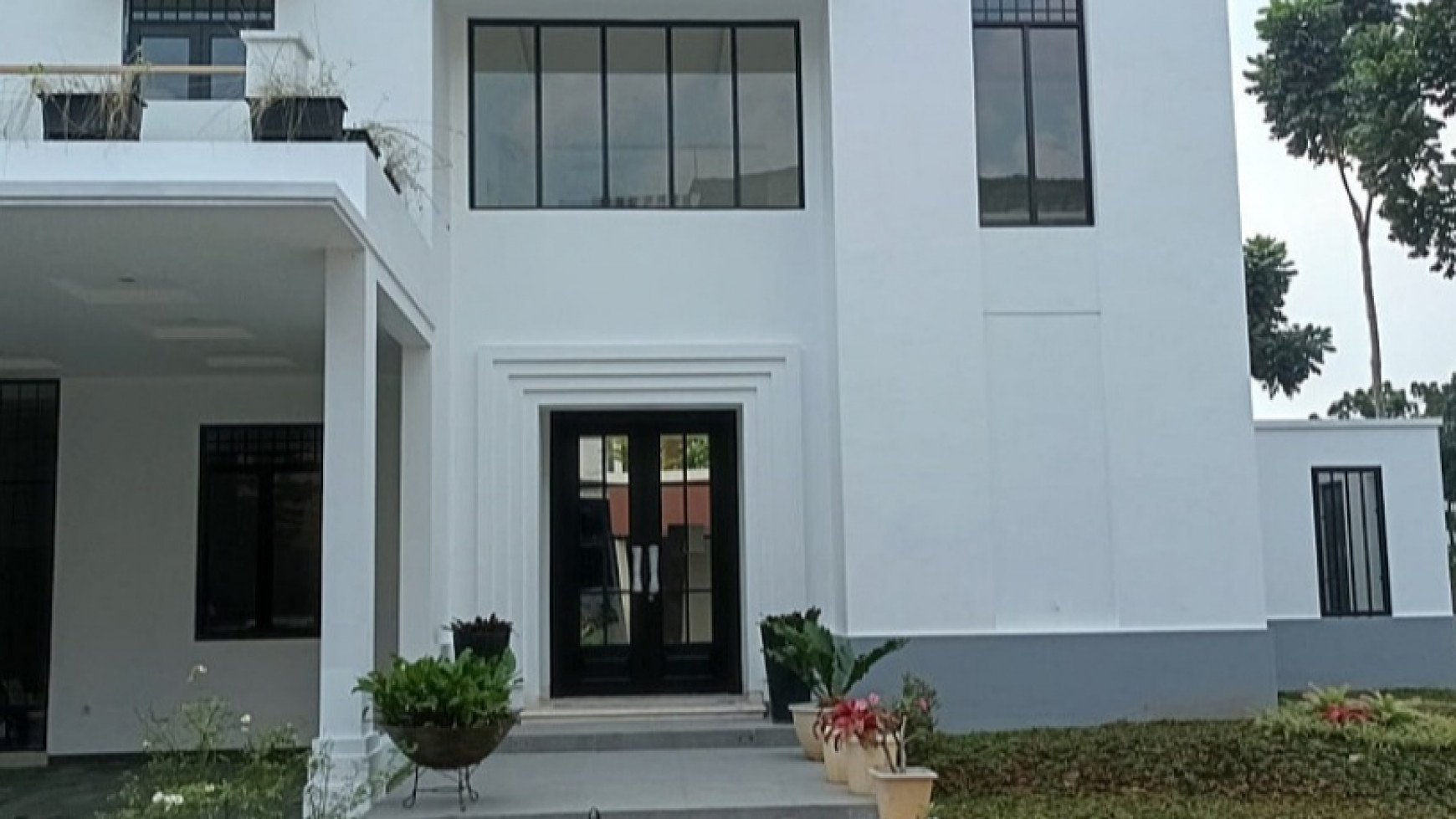 Rumah Mewah,  Brand New dalam Cluster di Bintaro