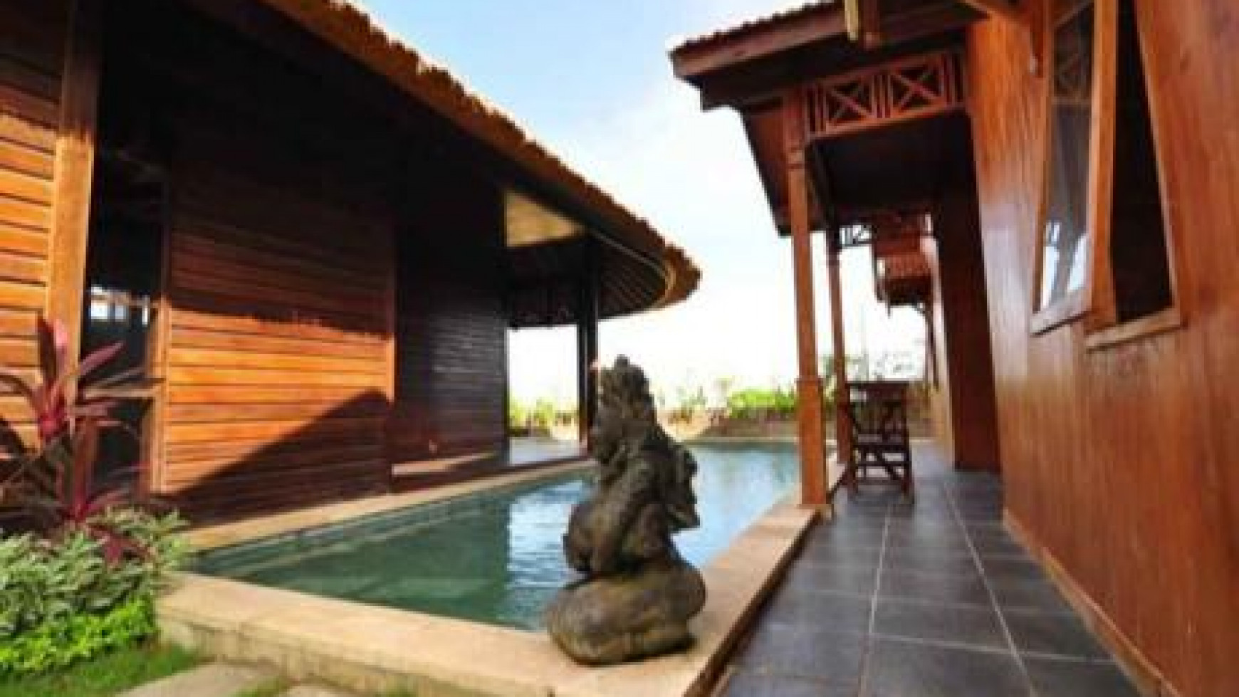 Beautiful Villa For Sale in Pecatu Bali with 2 swimming pool