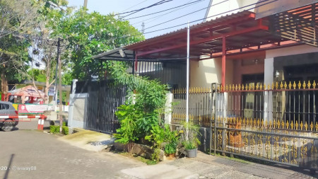 Rumah bagus Di Puter, Bintaro Jaya