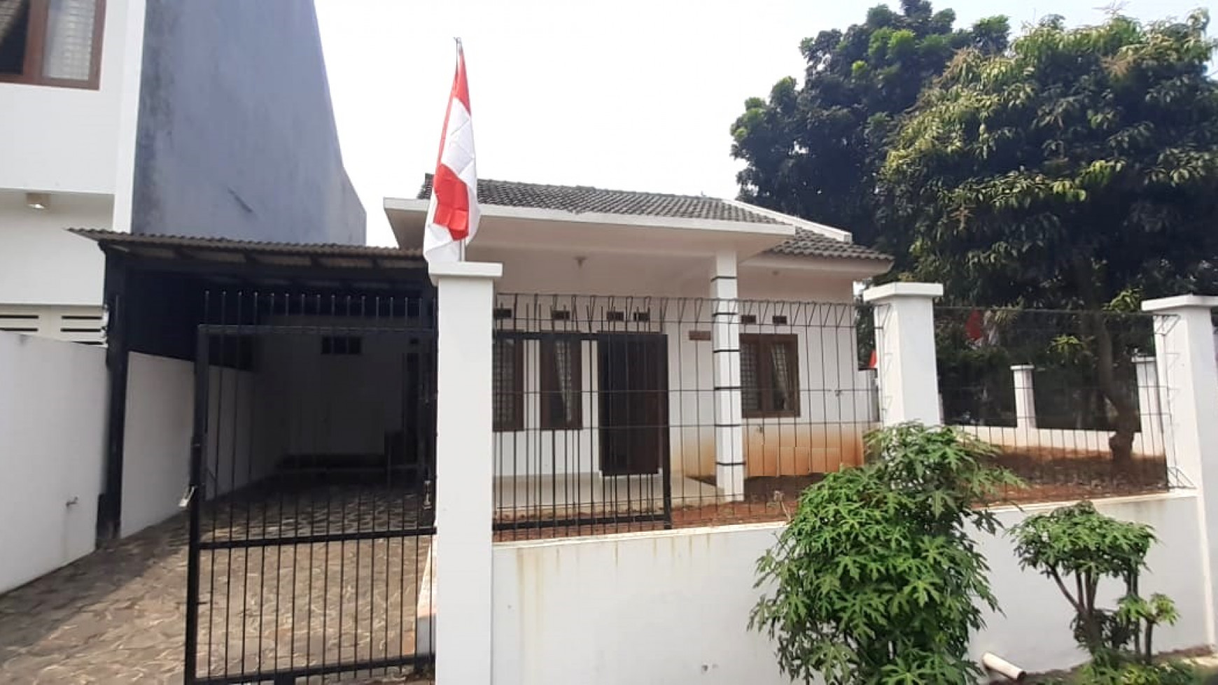 Rumah hitung tanah di bintaro 