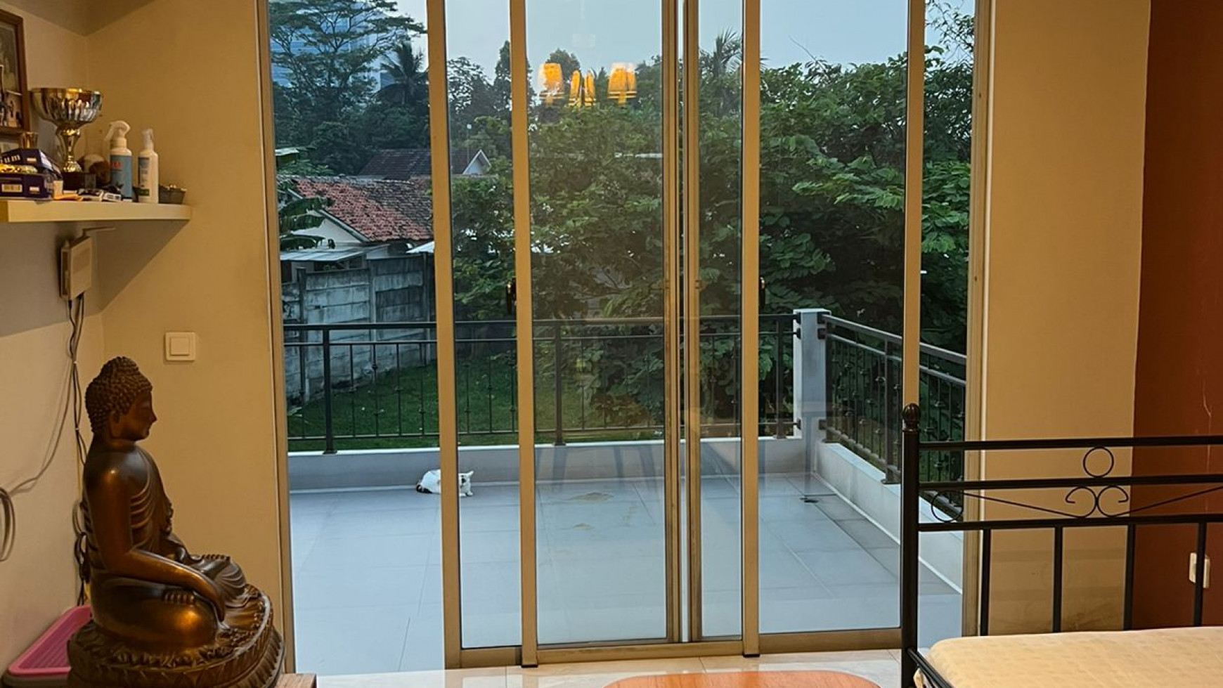 Rumah Foresta Naturale Fully Renov 