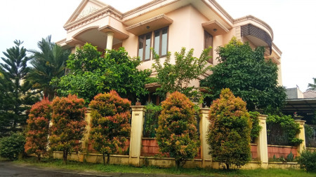 Rumah mandiri Puspita loka BSD city