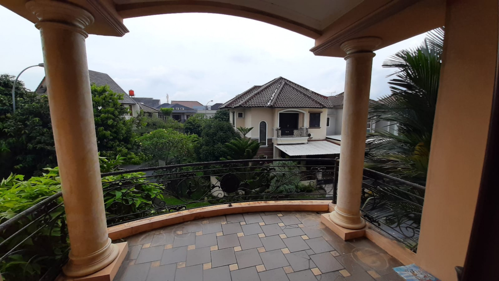 Rumah mandiri Puspita loka BSD city