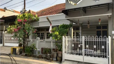 Rumah SHM di Rungkut Mapan Tengah, Surabaya