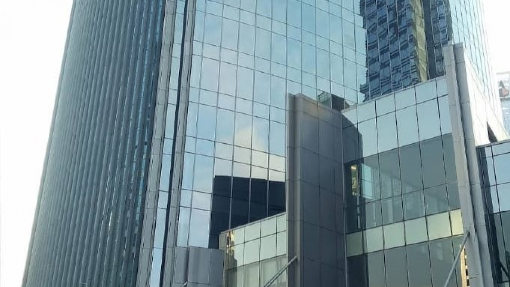 2 Unit Ruang Kantor di World Capital Tower Mega Kuningan