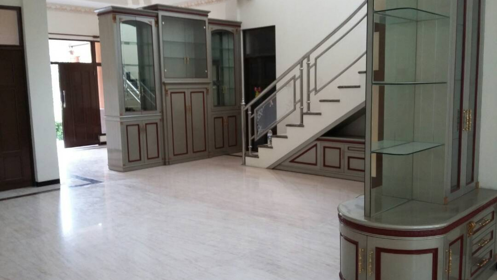 125. Dijual murah Rumah di VBR 1 Villa Bukit Regensi Pakuwon Indah Surabaya Barat