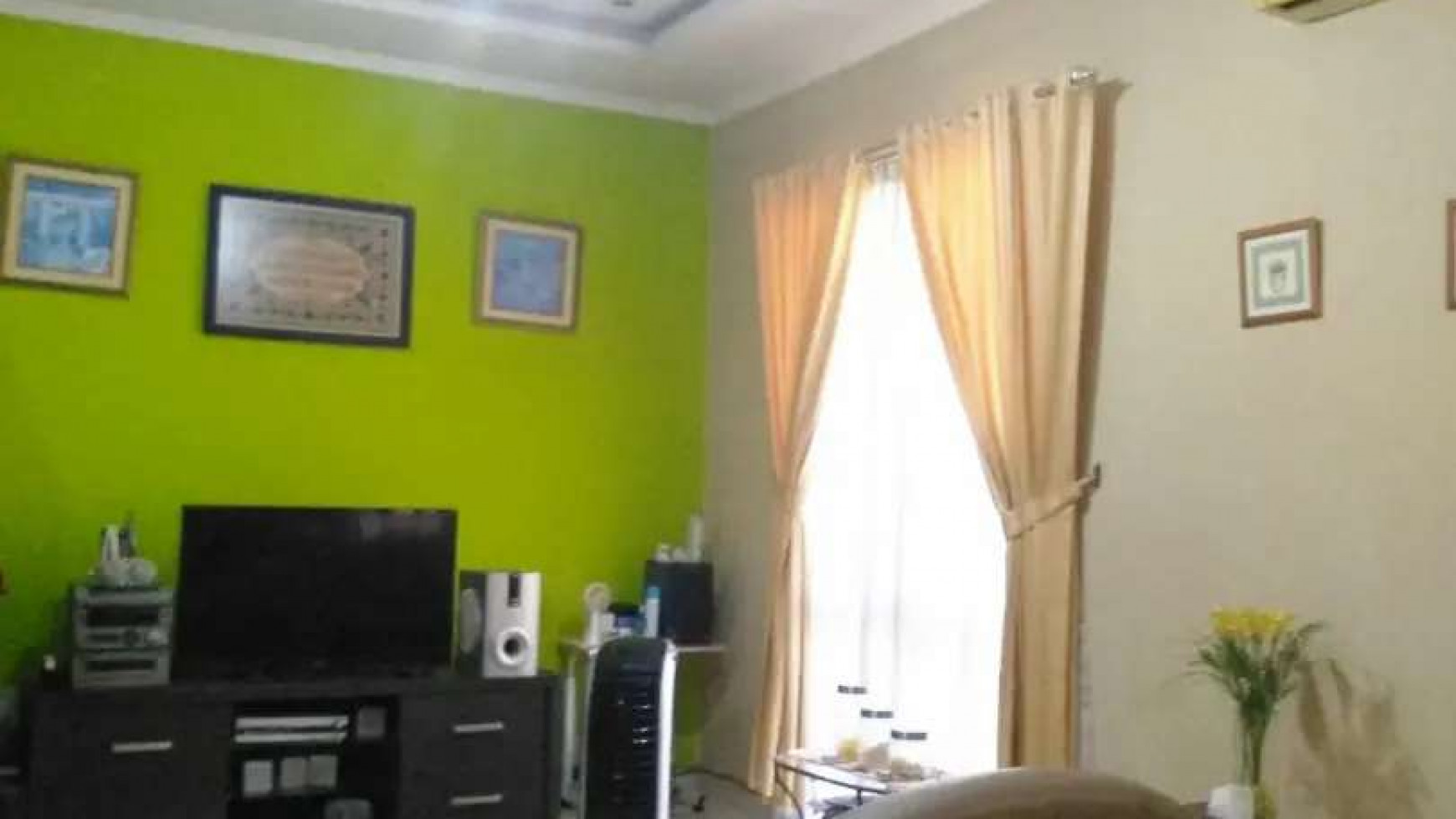 Jarang Ada. Rumah Cluster Castilla, Bsd..