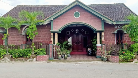 Rumah Klasik di daerah Purwomartani, Sleman